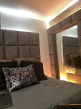 BrigitteVons' Live XXX Chat