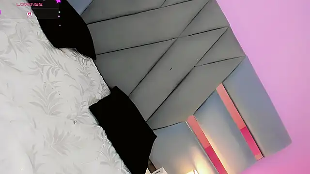 Kisses_Sophiaのウェブカメラショー