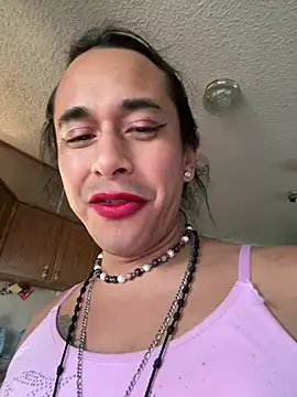 TranSexualJade95 网络视讯表演