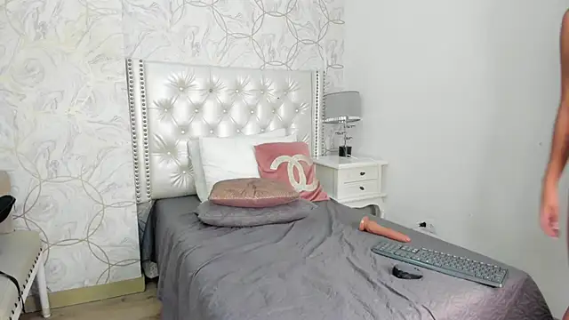 Chat XXX en directo de cathaleja_20_