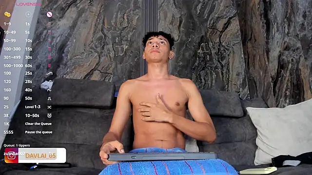 Daviid_laidd's Live XXX Chat