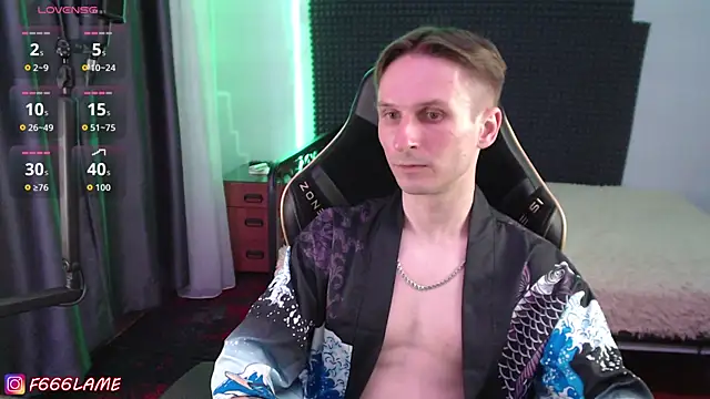 F666LAME webcam show