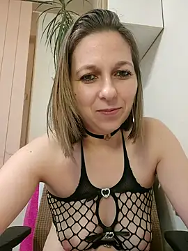 دردشة AdaJoy الجنسية المباشرة