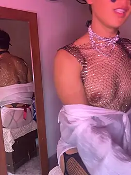 1apolo1n Live XXX chat