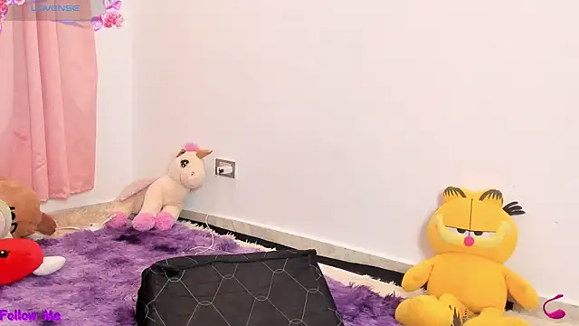 SophieRossi 라이브 XXX 채팅