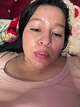 Lovelipsbig élő XXX-chatje