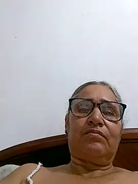 _candi: απευθείας συνομιλία ΧΧΧ