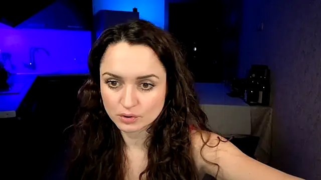 Chat +18 de Cerann1 ao vivo