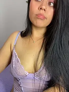 Chat XXX en directo de sophyy_white