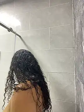 Chat XXX en directo de Miaa_sstar