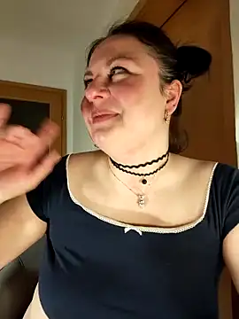 Živý XXX chat MiraCaramel