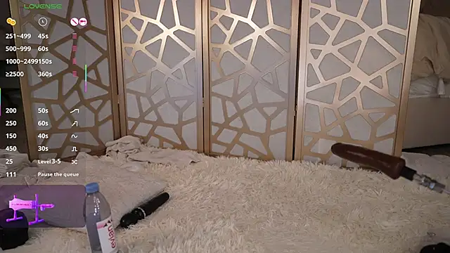 MoxxxiMoon Adlı Modelin Canlı XXX Sohbeti