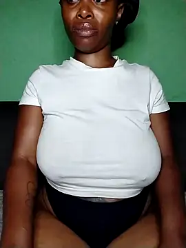 Chatroom XXX en direct de QUEENZAZA