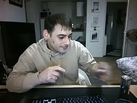 Show modela mihaimichael na web-kameri