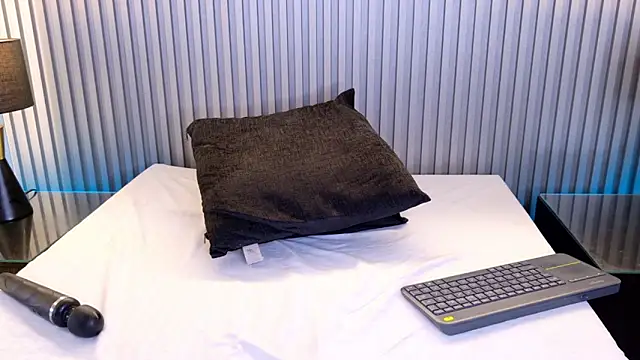 Meganreed_ Adlı Modelin Canlı XXX Sohbeti