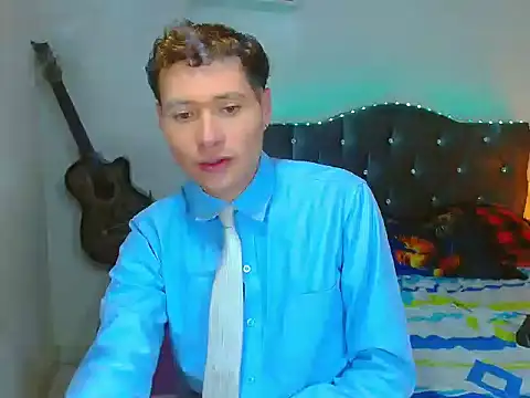 _Santi2 – Naživo XXX chat