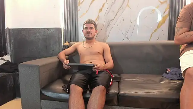 Sembang XXX Secara Langsung Latins_on_fire