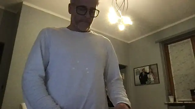 Axl_hot: απευθείας συνομιλία ΧΧΧ