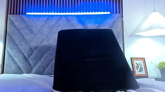 Kendra-Rousee's Live XXX Chat