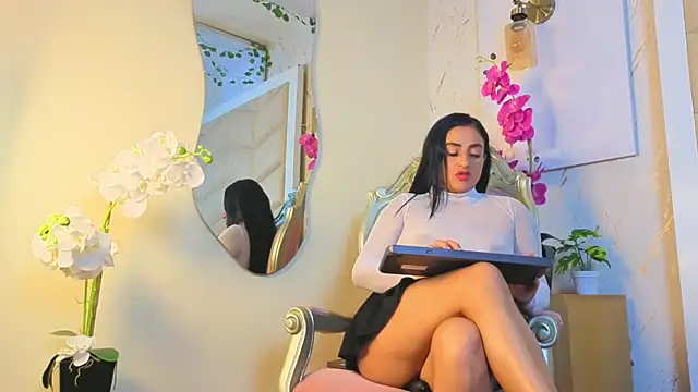 JanexHope Adlı Modelin Canlı XXX Sohbeti