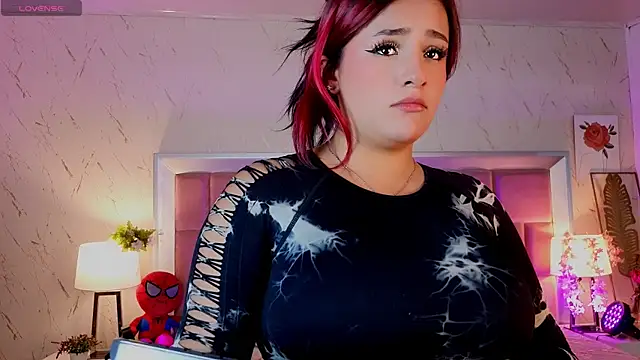 Chat +18 de AlanaOdison ao vivo