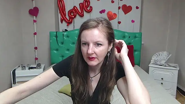 XXX chat uživo modela MeganPirs