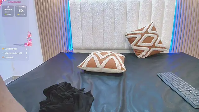 XXX chat uživo modela samiraa_haalem