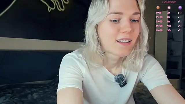 DianeHonnetteのライブXXXチャット