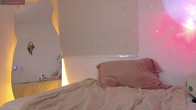 Lia_TinezのライブXXXチャット