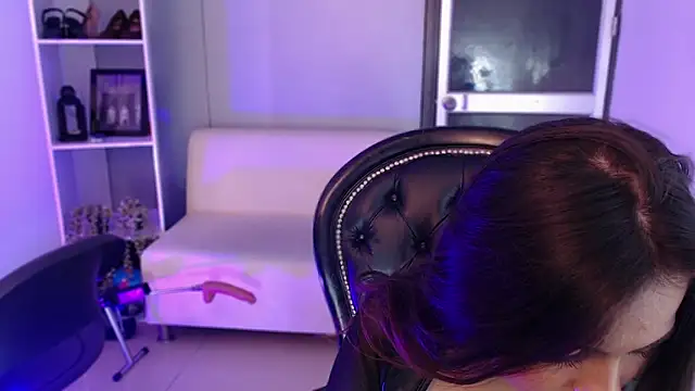 แชท XXX สดของ aleesha_cameron02