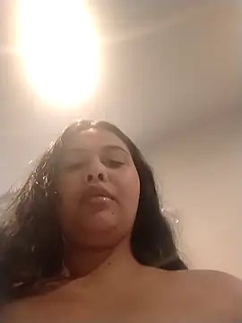 Alessandraa- Chat XXX live