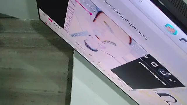 Show de LicyEvans1 na webcam