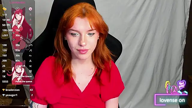 MeganNewCat's Live XXX Chat