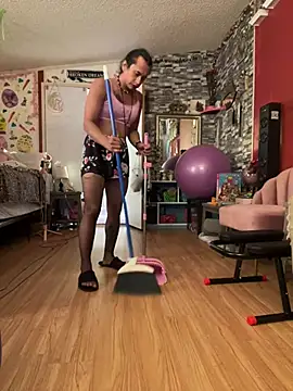 Онлайн чат XXX TranSexualJade95