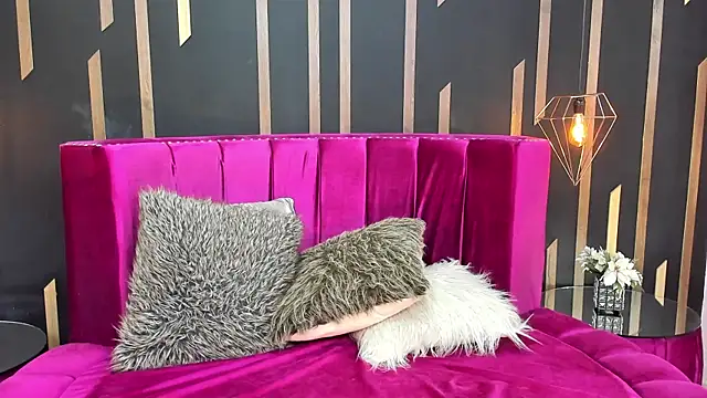 Chat +18 de Kendal_Lane ao vivo