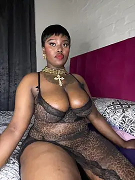 QUEEN_NOBUHLE_FEMDOM_777 Webcam-Show