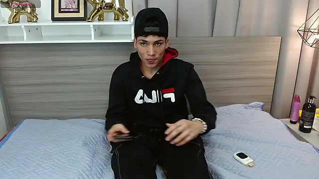 Show modela SamBlack_ na web-kameri