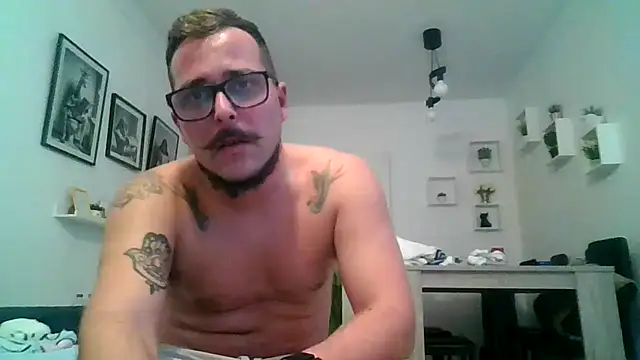 yanick931n Live XXX chat