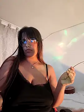 Chat +18 de Ivvy_Bloom ao vivo