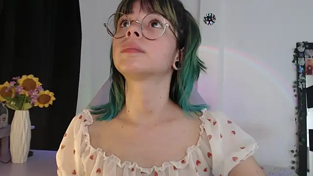 Chat +18 de YUKII-UWU ao vivo