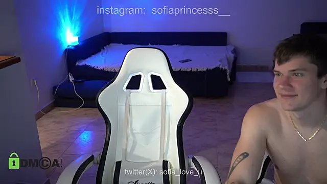 crazycats_'s Webcam Show