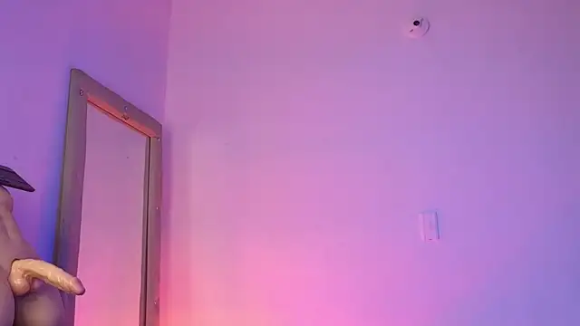 Chat +18 de Nijinsky_LatinBoy ao vivo