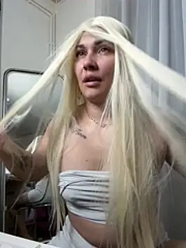 Онлайн чат XXX MiaKiittyy