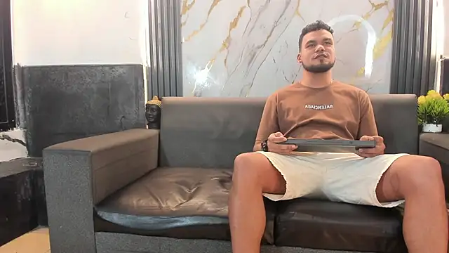 Latins_on_fire Webcamshow