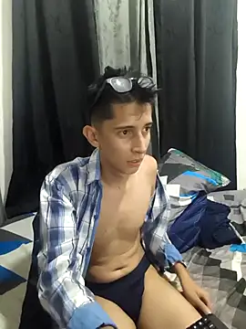 Chat XXX ao vivo de gomitaboy1