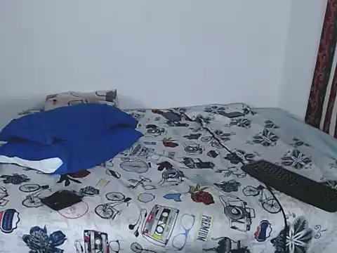 gold_shoter Webcamshow