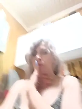 Chat +18 de TaynaSecret ao vivo