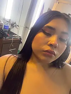 LunnaMoretti Chat XXX in diretta