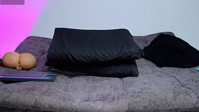 BrayaanFit Show Webcam