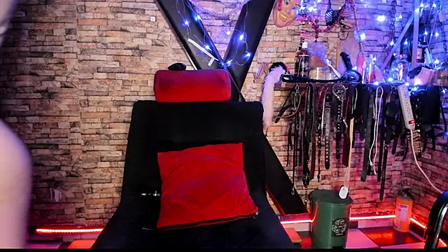 Chat +18 de Liltildeman_moon ao vivo